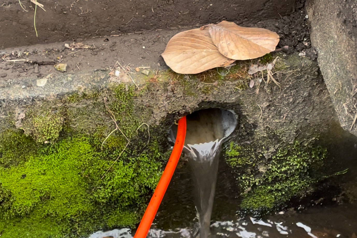 排水管詰まり除去など